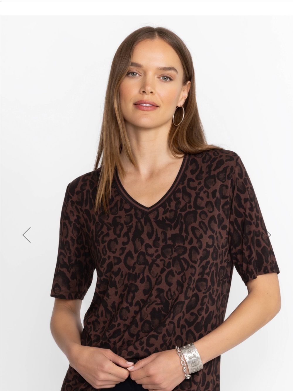 Johnny Was The Janie Favorite Short Sleeve V-Neck Tee Black Floral size L